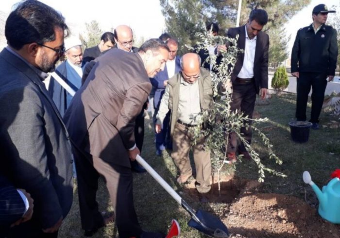 ایجاد کمربند سبز از پل زائر تا نقطه صفر مرزی در مهران